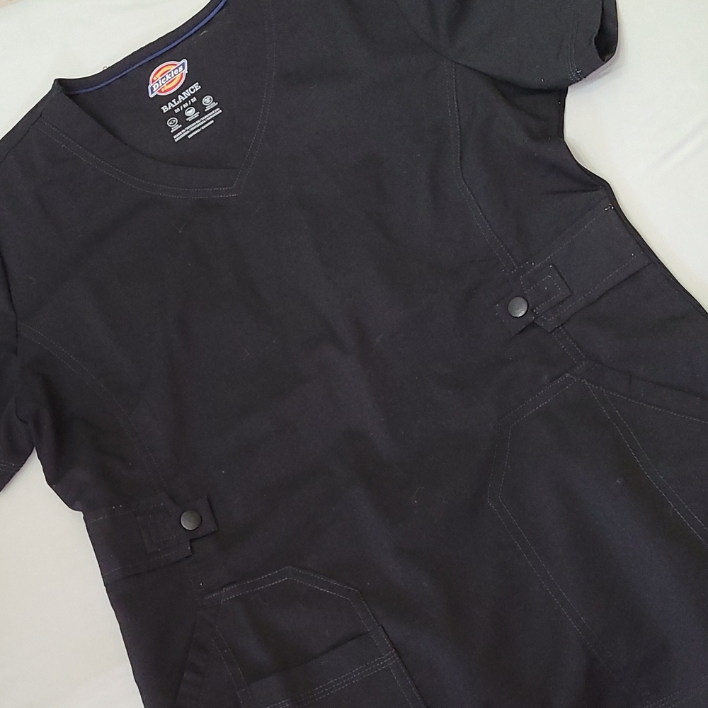 Womens Dickies Medium Scrub top